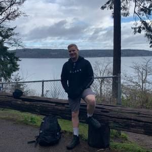 Meet your Posher, Justin